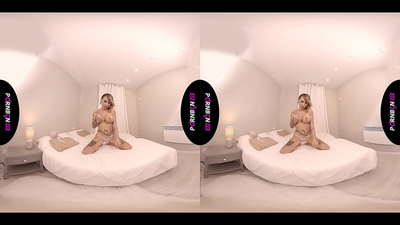 د PORNBCN VR بالغ هسپانوي MILF مشت زنی کوي او په POV کې د سګرټ څکولو او پښې ټکولو په وخت کې ستاسو مرغۍ چوسي